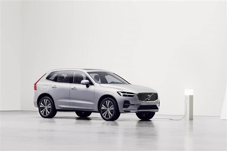 Volvo XC60 SUV AWD 2.0 B4 MHEV 197PS R DESIGN 5Dr Auto [Start Stop] car